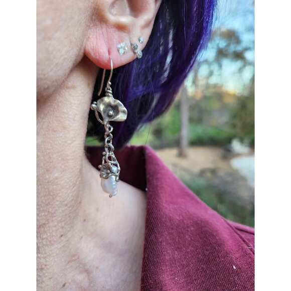 Freshwater Pearl Artsy Lily Bloom Drop Earrings 925 Silver - Picture 2 of 5